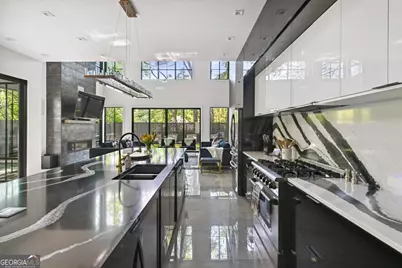 818 Verner Street NW, Atlanta, GA 30318 - Photo 38