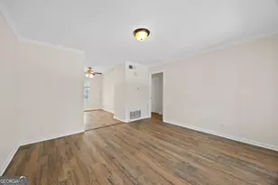 135 Hill St, Decatur, GA 30030 - Photo 10