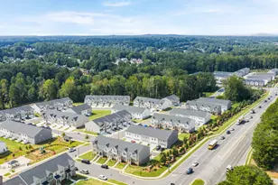 1410 Gray Br Dr, Lawrenceville, GA 30045 - Photo 6