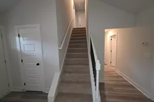 132 Armstrong Dr, Mansfield, GA 30055 - Photo 2