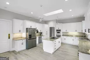 1126 Wedgefield Dr SW, Marietta, GA 30064 - Photo 16