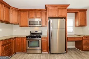 1927 Addison Rd, Marietta, GA 30066 - Photo 8