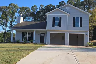 112 Armstrong Dr, Mansfield, GA 30055 - Photo 1