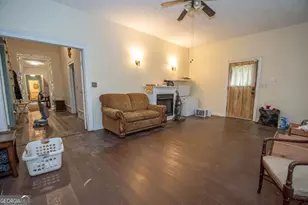 201 Elm St, Hogansville, GA 30230 - Photo 8