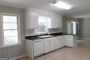 695 Lanes Bridge Rd, Jesup, GA 31545 - Photo 4