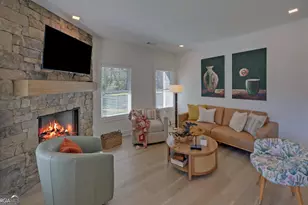 71 Woodlake Crt, Hartwell, GA 30643 - Photo 4