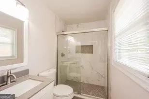 1988 Virginia Ave, College Park, GA 30337 - Photo 10