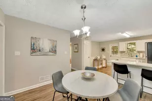 4375 Coopers Creek Dr SE, Smyrna, GA 30082 - Photo 6