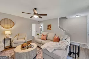 4521 Coopers Creek Cir SE, Smyrna, GA 30082 - Photo 4