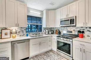 3605 Creek Mill Dr NW, Kennesaw, GA 30152 - Photo 6