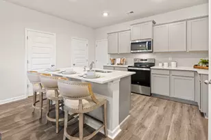 340 Sound Cir, Stockbridge, GA 30281 - Photo 4