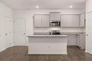 348 Sound Cir, Stockbridge, GA 30281 - Photo 10