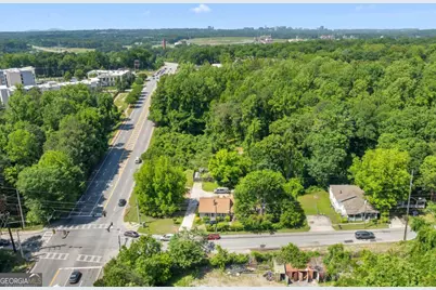 2667 Peyton Road NW, Atlanta, GA 30318 - Photo 6