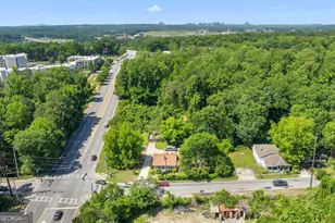 2667 Peyton Rd NW, Atlanta, GA 30318 - Photo 6