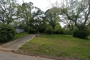 602 Circus St, Griffin, GA 30223 - Photo 1