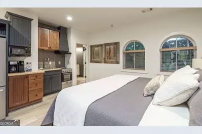 401 Cuscowilla Drive #D, Eatonton, GA 31024 - Photo 12