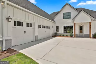 319 Ruffian Circle, Peachtree City, GA 30269 - Photo 4