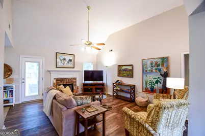 17 Kingsbrook Lane, Newnan, GA 30265 - Photo 6