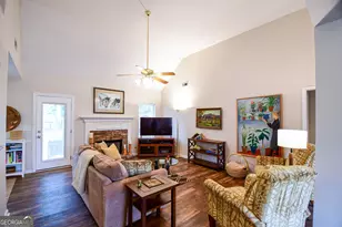 17 Kingsbrook Ln, Newnan, GA 30265 - Photo 6