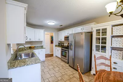 17 Kingsbrook Lane, Newnan, GA 30265 - Photo 14