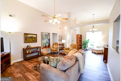 17 Kingsbrook Lane, Newnan, GA 30265 - Photo 10