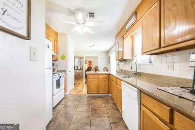 6219 Clayts Circle, Macon, GA 31216 - Photo 16