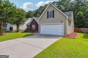 4920 Markim Forest Ln, Sugar Hill, GA 30518 - Photo 2