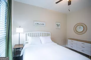 309 E 41st St, Savannah, GA 31401 - Photo 16