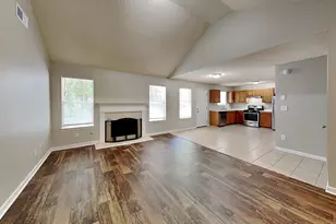 6630 Pole Creek Dr, Lithonia, GA 30058 - Photo 2