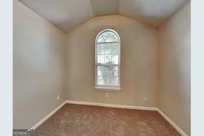 6630 Pole Creek Drive, Lithonia, GA 30058 - Photo 10