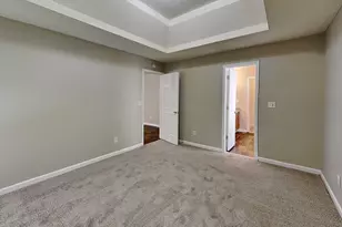 6630 Pole Creek Dr, Lithonia, GA 30058 - Photo 6