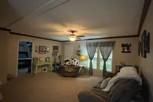 601 Auburn Rd, Glennville, GA 30427 - Photo 8