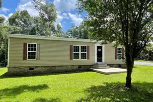 601 Auburn Rd, Glennville, GA 30427 - Photo 1