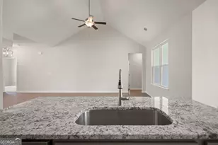 109 Wave Break Ct, Kingsland, GA 31548 - Photo 8