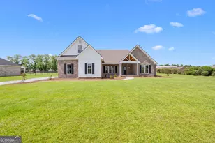 3 Honeysuckle Dr, Claxton, GA 30417 - Photo 2