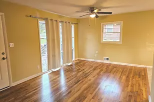 655 Shellnut Dr, Forest Park, GA 30297 - Photo 4