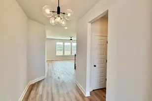 811 Brittany Nichole Ct, Bonaire, GA 31005 - Photo 4