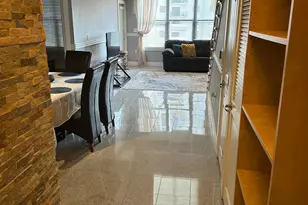 799 Hammond Dr, Atlanta, GA 30328 - Photo 2