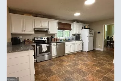 129 Bay Valley Drive SW, Milledgeville, GA 31061 - Photo 8