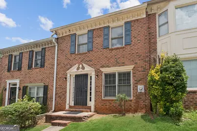 573 Hambrick Square, Stone Mountain, GA 30083 - Photo 2