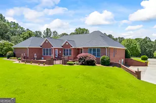 152 Lacefield Ln, Lavonia, GA 30553 - Photo 6