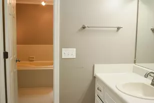 223 E Amberwood Dr E, Vidalia, GA 30474 - Photo 10