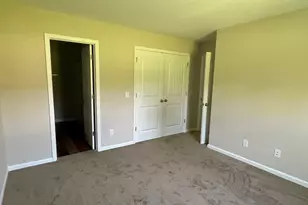 302 N Church St, Glennville, GA 30427 - Photo 8