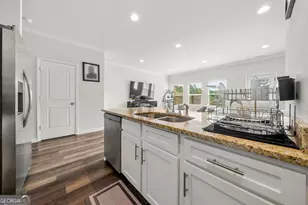 8717 Lakeview Cmns, Jonesboro, GA 30238 - Photo 8