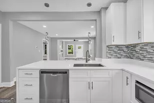 85 Ollie St NW, Atlanta, GA 30314 - Photo 16