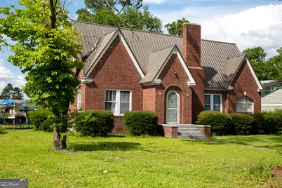 199 Anthony/Oak Streets, Baxley, GA 31513 - Photo 1