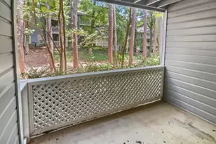 501 Vicksburg Pl, Sandy Springs, GA 30350 - Photo 20