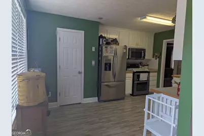 1524 Queen Elizabeth Drive, Locust Grove, GA 30248 - Photo 10