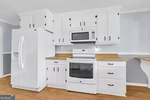 303 Oak Way Dr, Eastanollee, GA 30538 - Photo 16