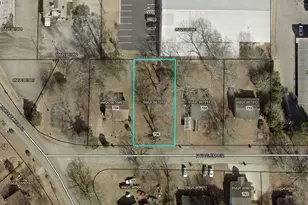 706 N Harlem Cir, Lagrange, GA 30240 - Photo 1